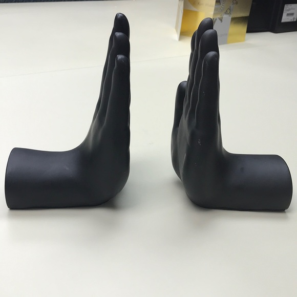 Other - Black Hands Book Ends